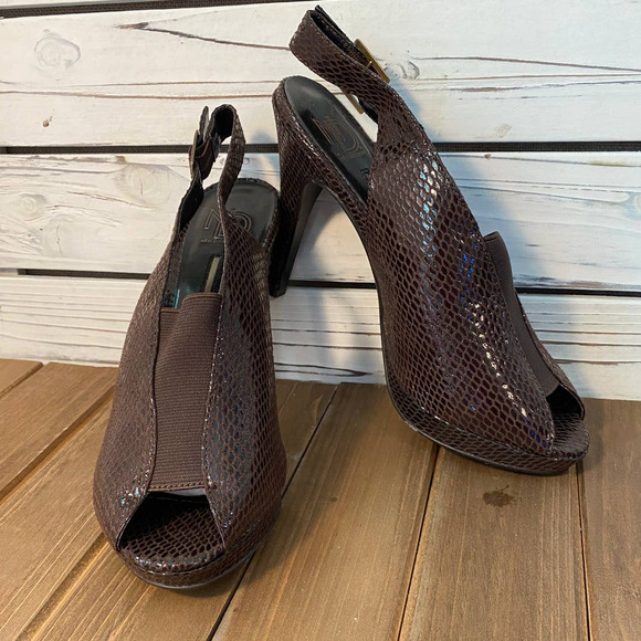 NIB New Directions Peep Toe Sling Back Pumps 8 - Picture 2 of 6